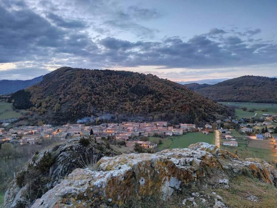 Gite L'Enclos O Rendez-Vous Roquefeuil-Pays De Sault- Avec Jardin Eksteriør bilde
